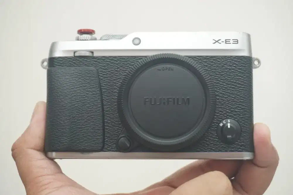 FUJIFILM XE3 FUJI X-E3 XE 3 BODY ONLY BO KAMERA MIRRORLESS