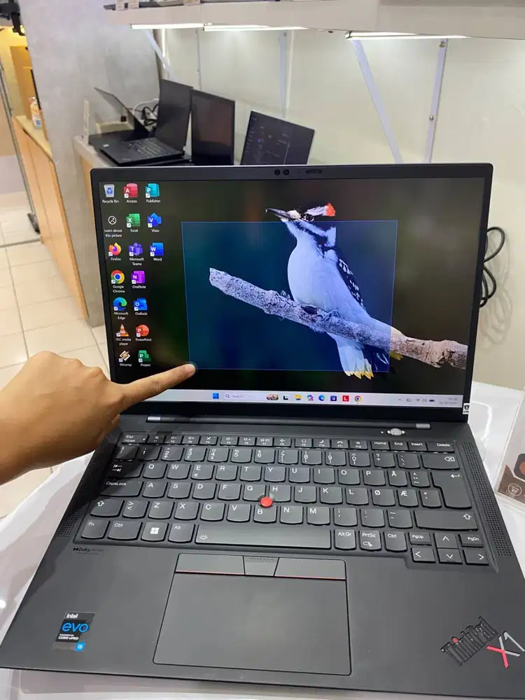 LENOVO THINKPAD X1 CARBON 9TH TS CORE I5 GEN 11 RAM 16GB SSD 256GB