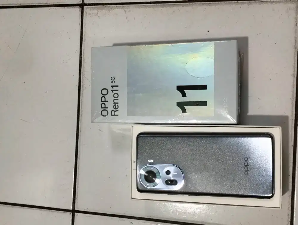 OPPO RENO 11 pro 8/256GB FULLSET