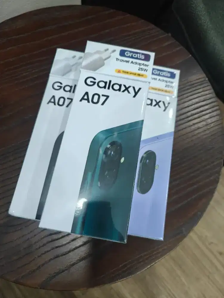 SAMSUNG GALAXY A07 4/128GB BARU !! FREE ADAPTOR 25W ORIGINAL