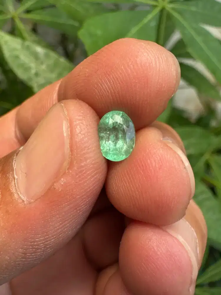 Zamrud Colombia HQ natural emerald 1,38 ct kristal clean super