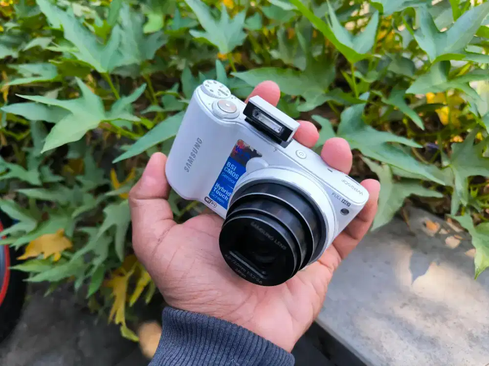 Camera digital Samsung wb250f second
