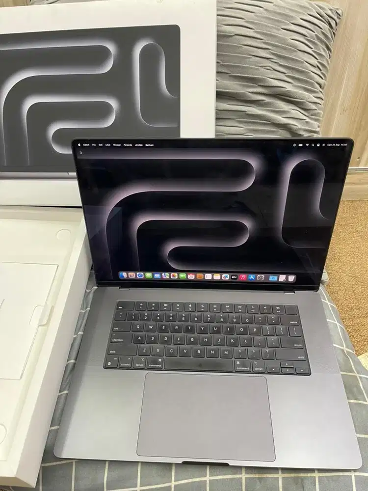 Macbook Pro M3 PRO (2023) 16 ram 36GB/512gb | bekas original