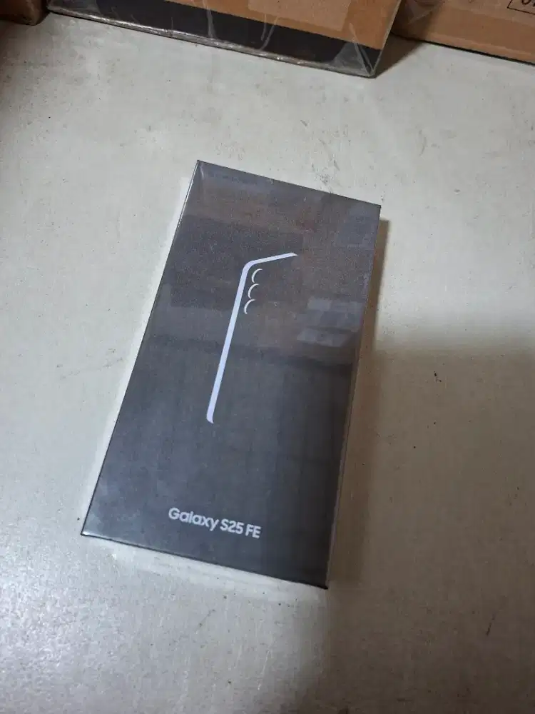 BARU SAMSUNG GALAXY S25FE RAM 8/512GB GARANSI RESMI !!