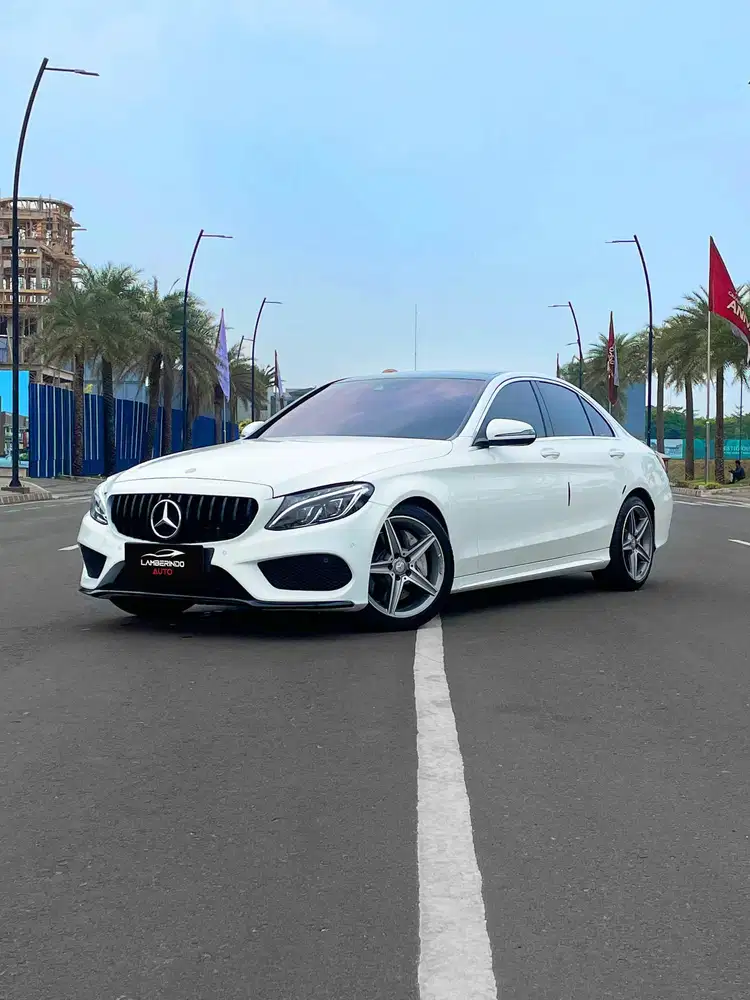 MERCEDES BENZ C250 AMG 2017 PUTIH SEDAN