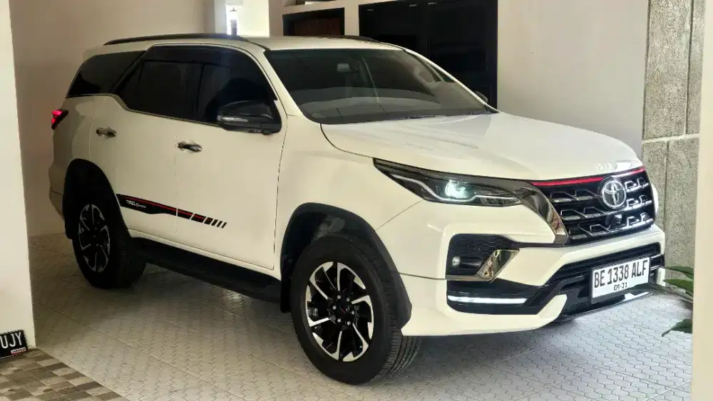 Fortuner VRZ TRD 2.4 A/T 2021