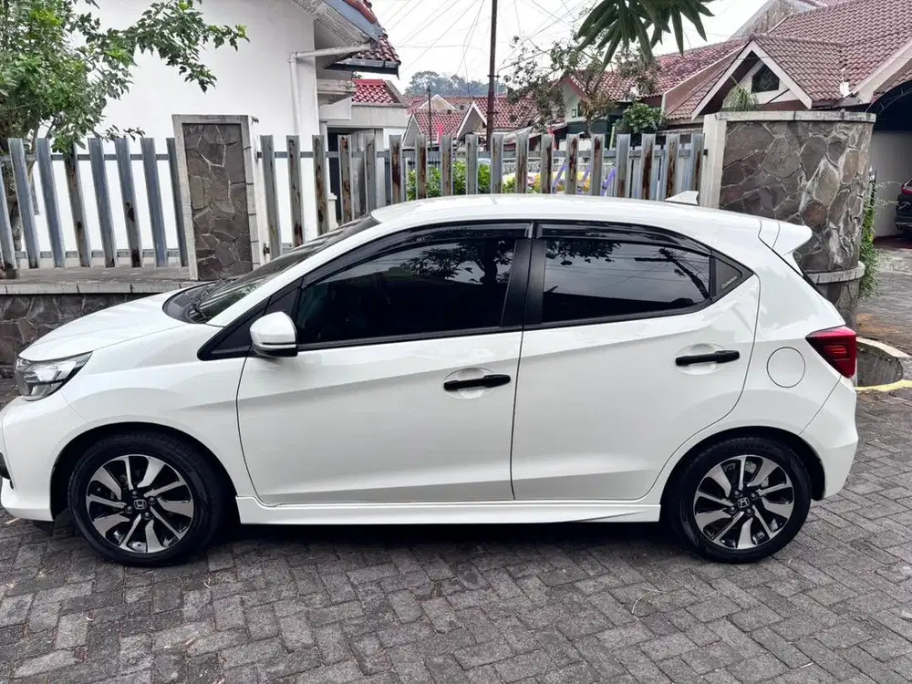Honda Brio RS Putih 2021