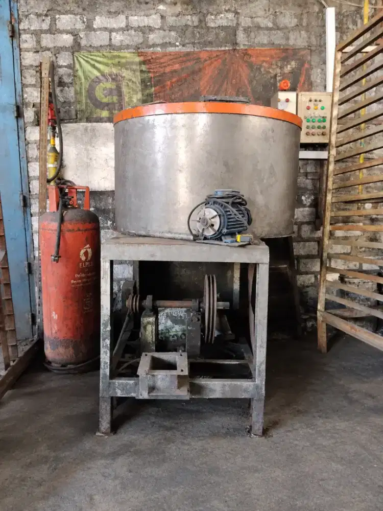Mesin bak mixer