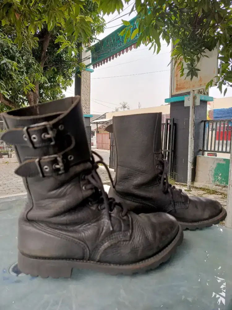 Sepatu booth kulit asli ,merk ALPEX 2000 Made in FRANCE size 41