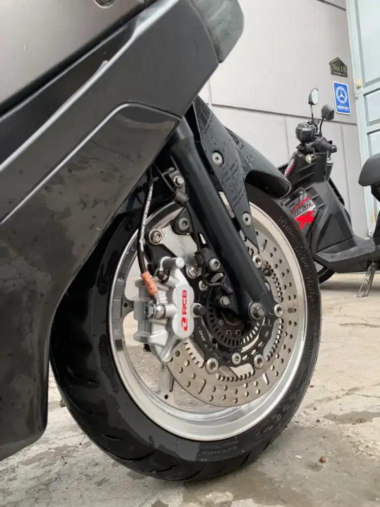 Jual motor n max 2017 siap pakai