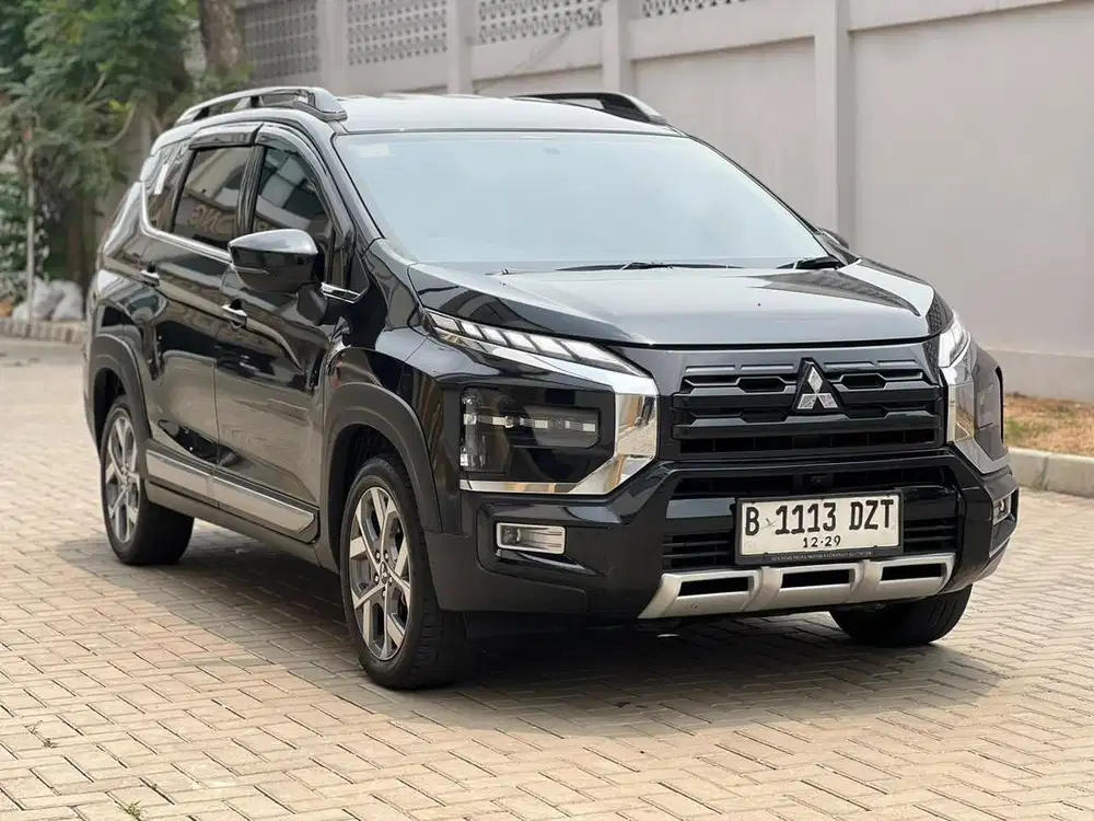 Xpander 1.5 Cross AT 2024 Low KM Kondisi Mulus Terawat Siap Pakai