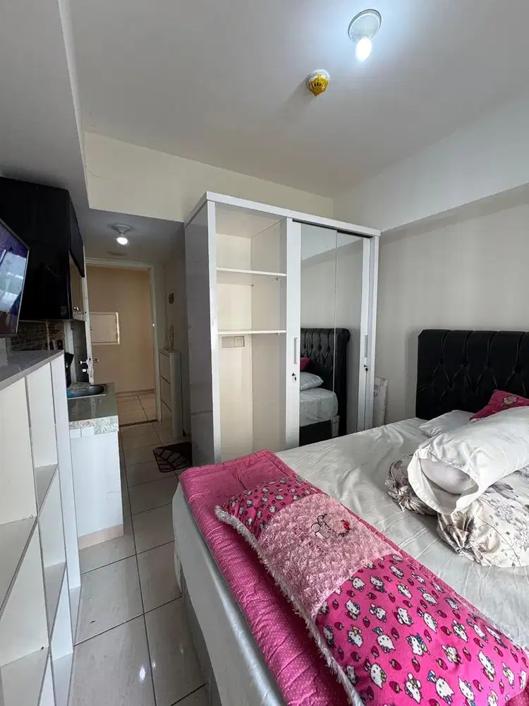Sewa/Jual Apartemen Springlake Sumarecon Bekasi