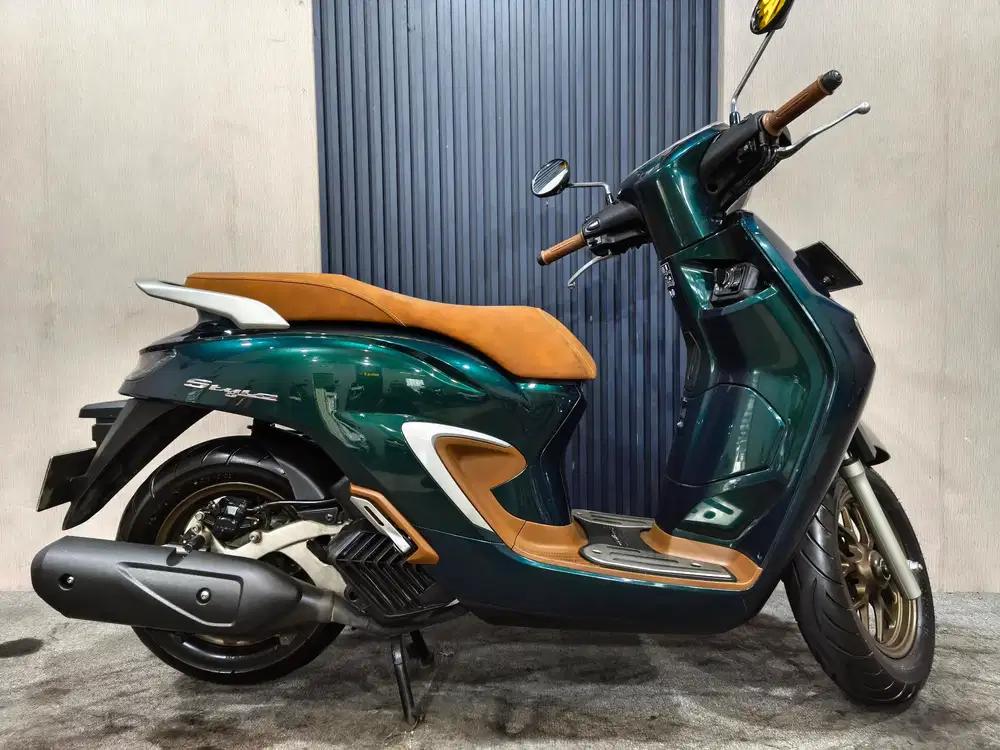 Stylo 160 ABS 2025 istimewa mulus terawat siap pakai...