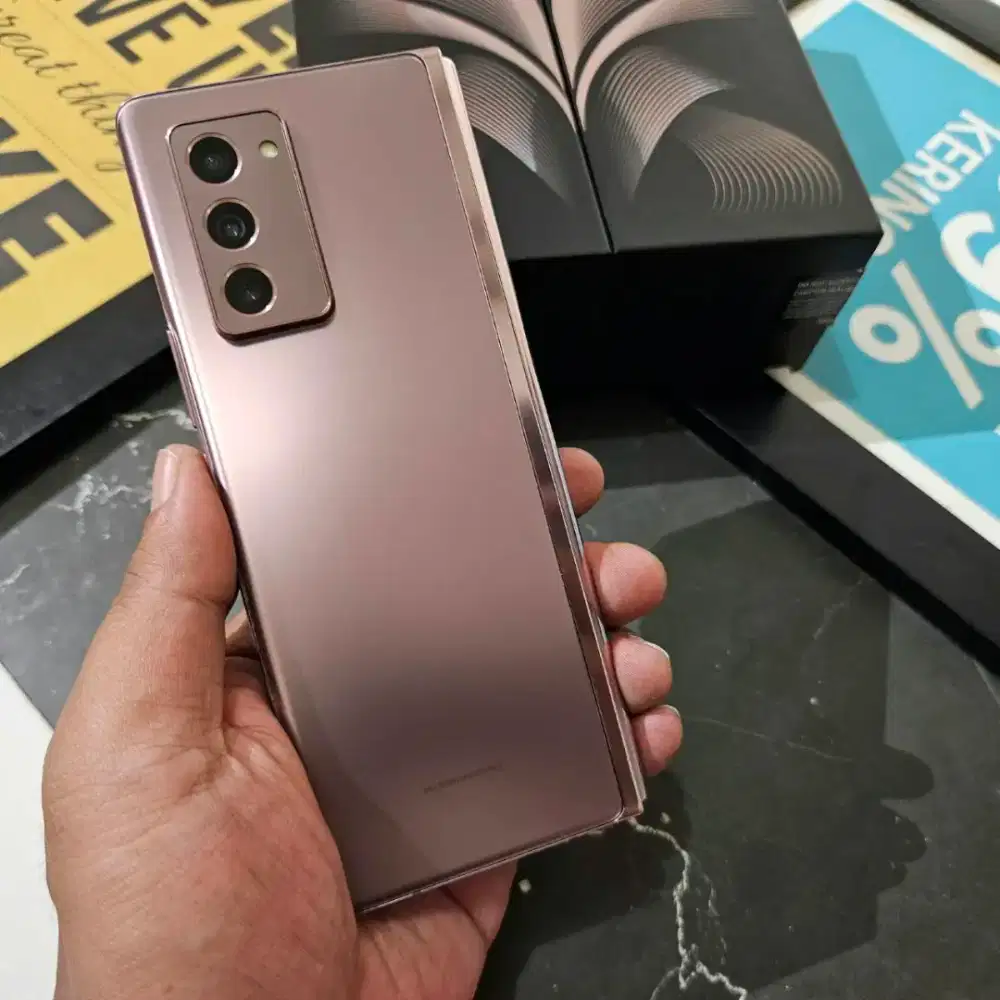Samsung Galaxy Z Fold 2 12/256GB Resmi Sein With Box