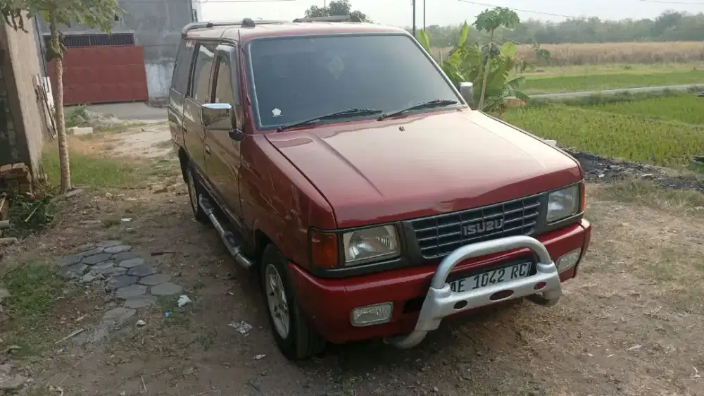 Panther Grand Royale 1997 Merah Plat AE