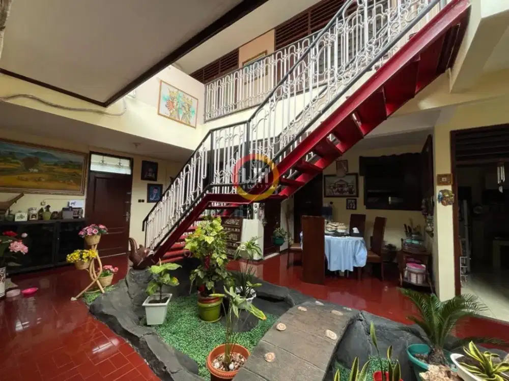 Jual Rumah Kost 2 Lantai di Caturtunggal Yogyakarta