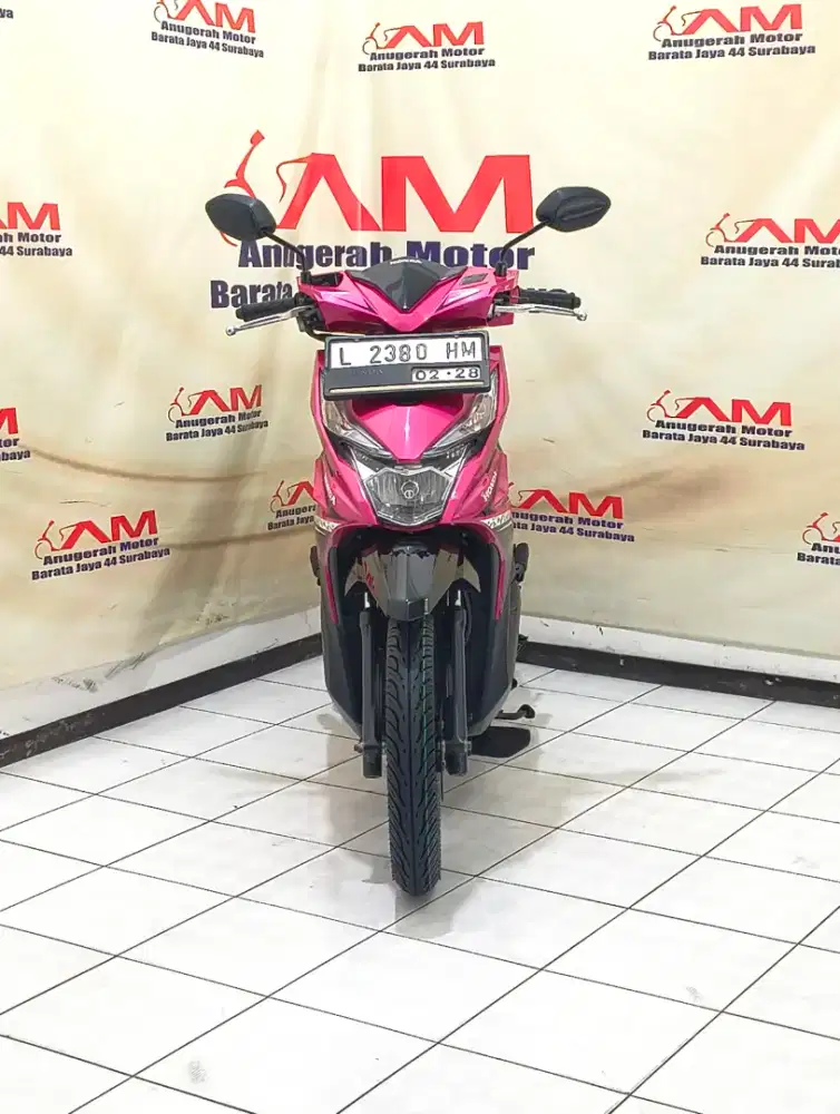 Honda Beat ECO Iss Tahun 2018 warna Magentha