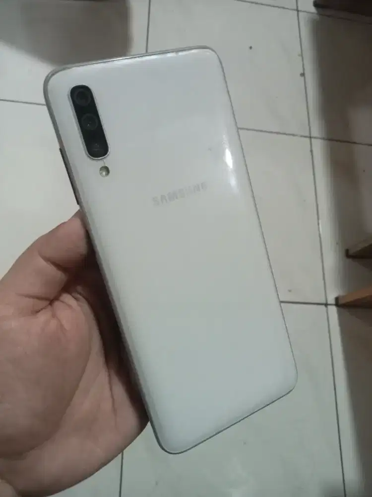 Galaxy A70-4G.Ram 6/128GB.ORI #GOLDEN PONSEL
