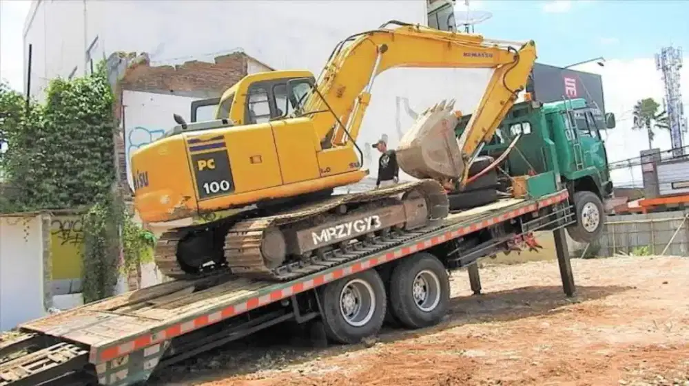 Dozer Wales Crane Dumptruck Excavator becko PC 50 breaker