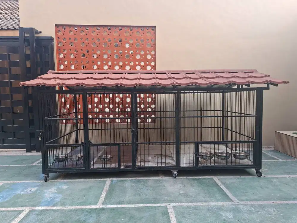 Kandang Anjing Besar dan Kecil