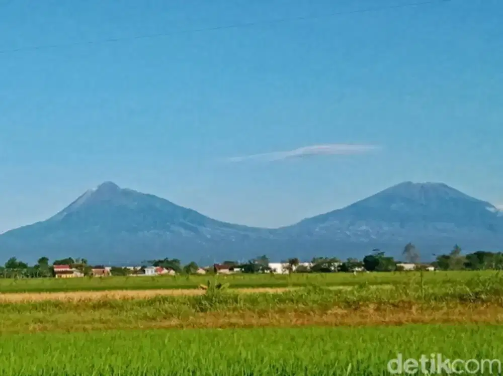 Melayani konsultasi masalah keluarga