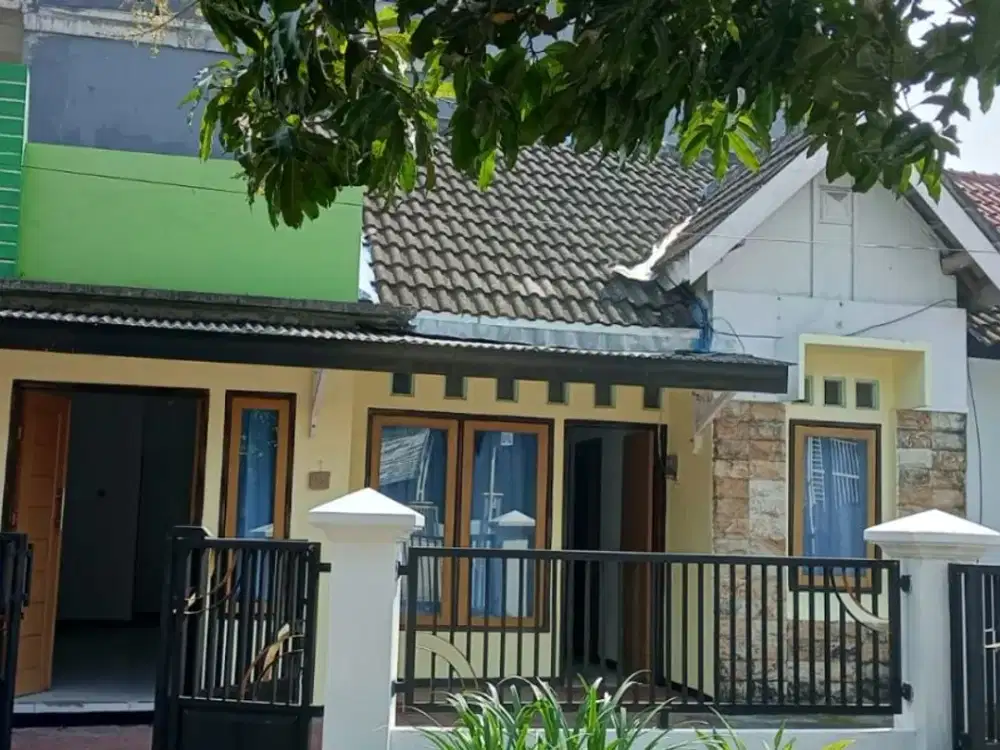 RUMAH HOOK CANTIK SIAP HUNI, PERUM TAMAN PUSPA SARIROGO, SIDOARJO KOTA