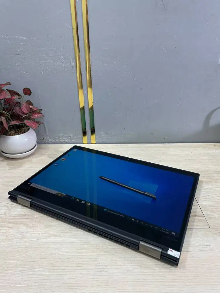 LENOVO THINKPAD X390 YOGA TOUCH CORE I5 GEN8 8/256 LAYAR 13.3 INCH *ET