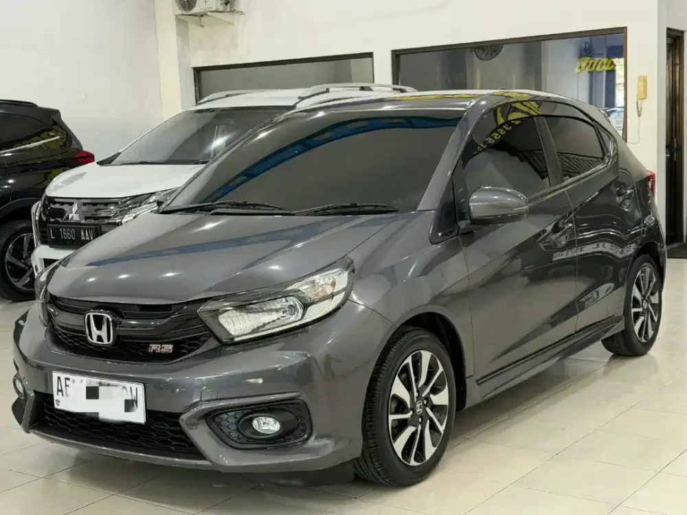 Honda Brio RS 2022 Matic Abu-abu,KM Rendah