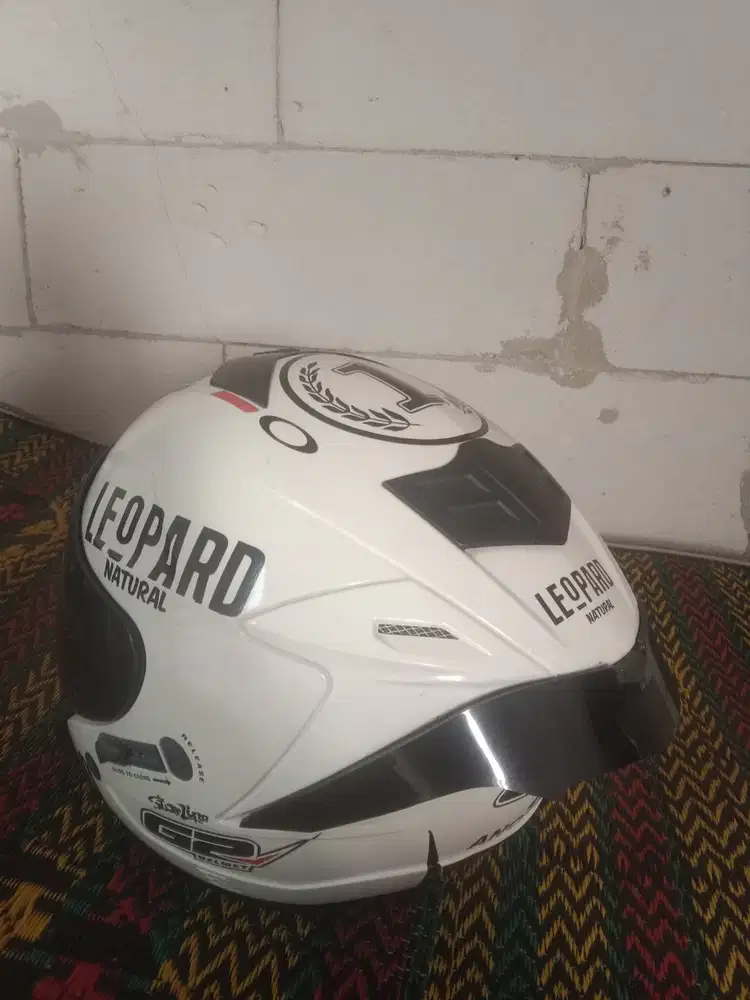Helm masih sangat bagus jarang di pake