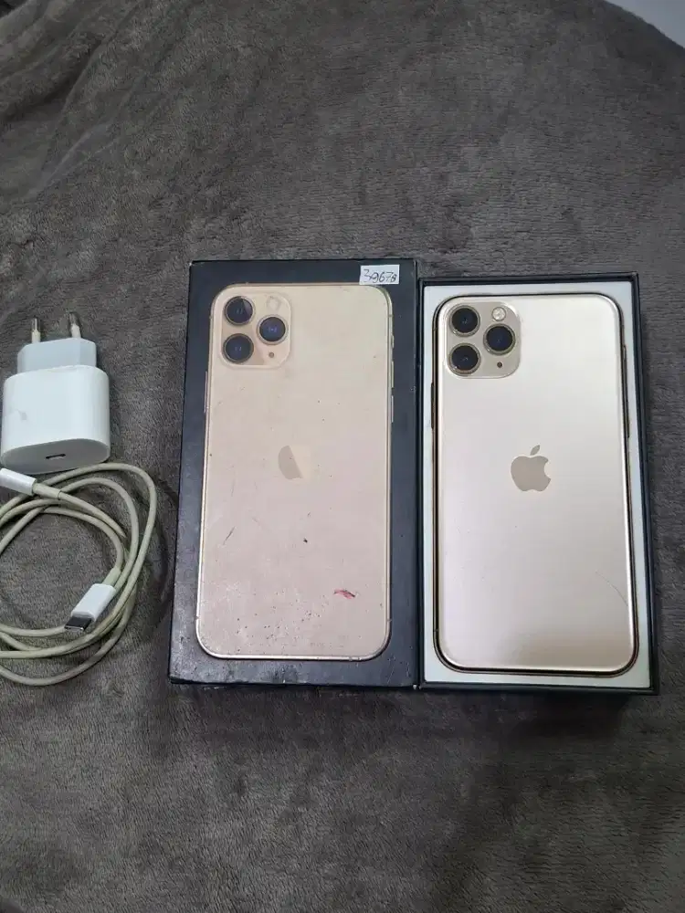 Iphone 11 Pro Max 256 GOLD all operator fullset