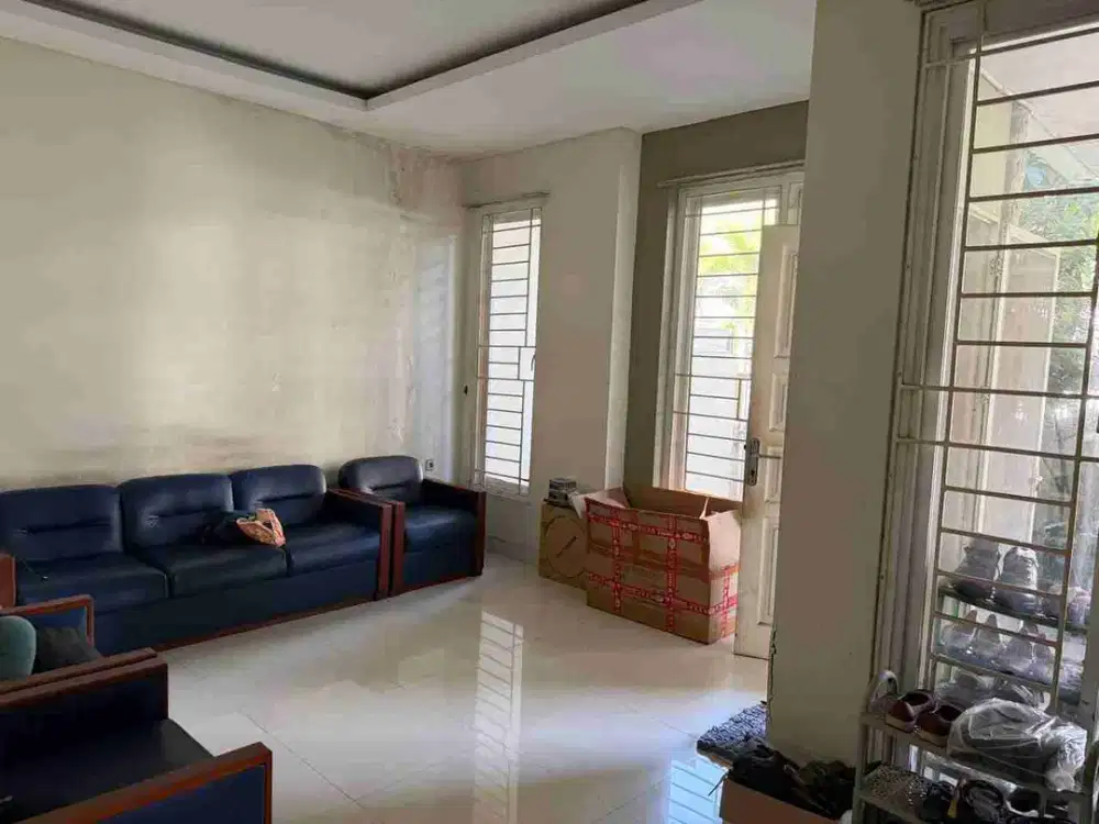 Disewakan Rumah Siap Huni Perumahan Graha Indah Gayung Kebonsari Surabaya Selatan