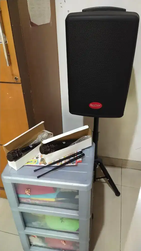 Speaker aktif Baretone Max10HE bergaransi
