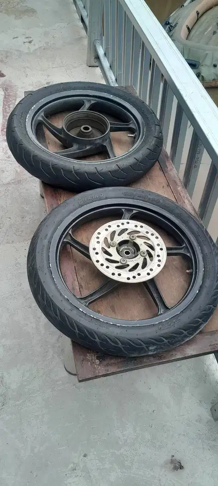 Pelek ukuran 14 bekas biet i