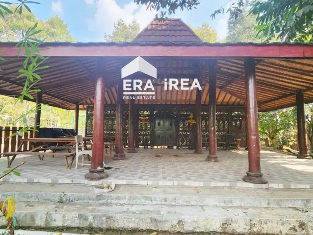 TANAH DAN BANGUNAN DIJUAL AREA PASAR KEMUNING KARANGANYAR