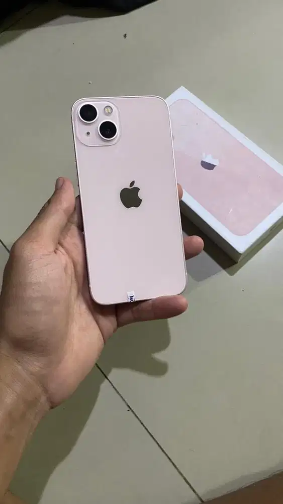 iPhone 13 128gb inter