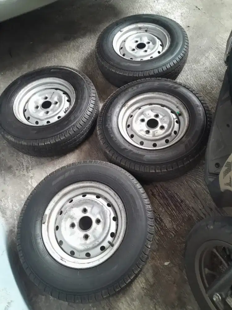 Ban velg R13 / 175 GT Radial