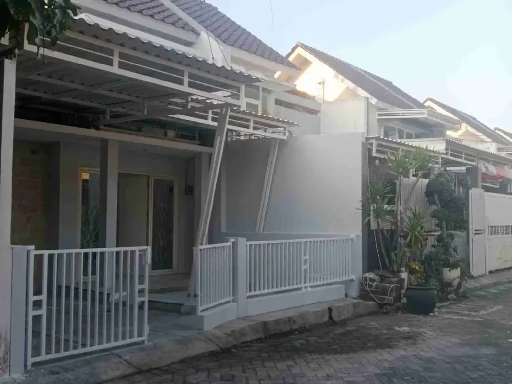 Harga Murah Sekali Dijual Cepat Rumah Siap Huni Greenlake Wonorejo Rungkut Surabaya Timur