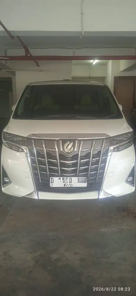 DIJUAL CEPAT MOBIL ALPHARD 2022