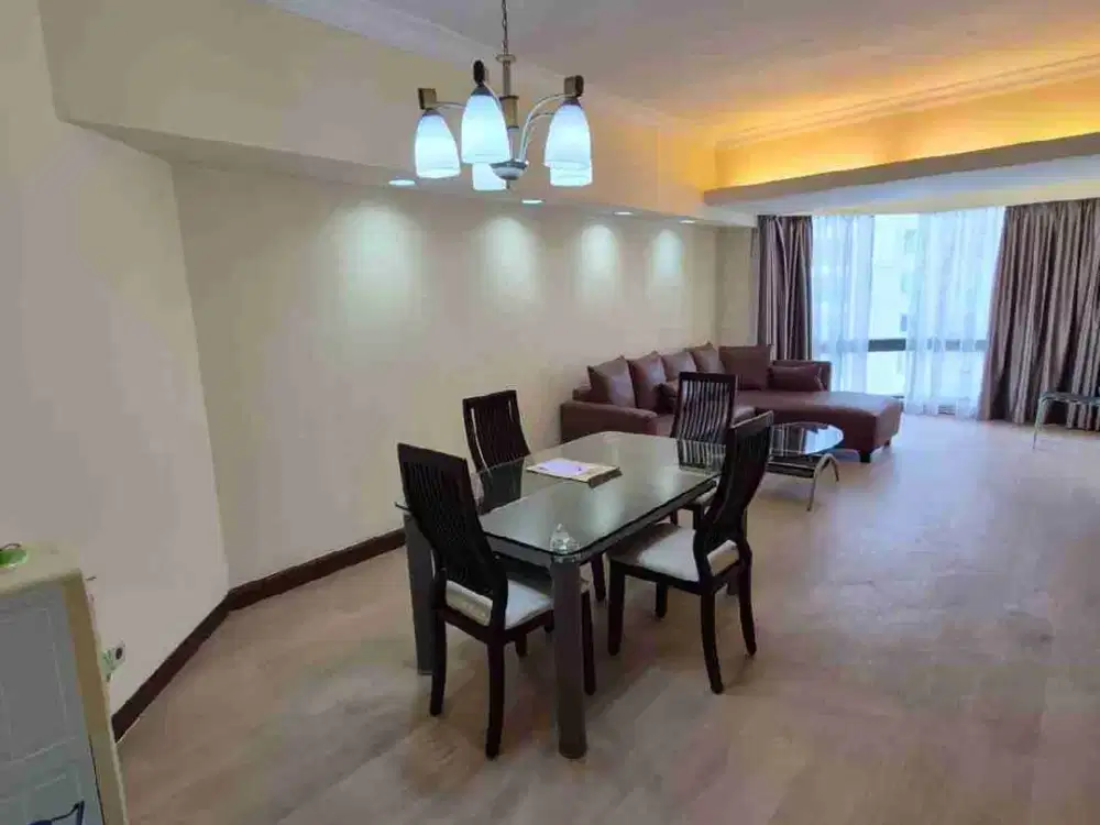 Disewakan Unit Apartemen Kondominium Taman Anggrek Tipe 2BR Kondisi Furnished dan High Floor