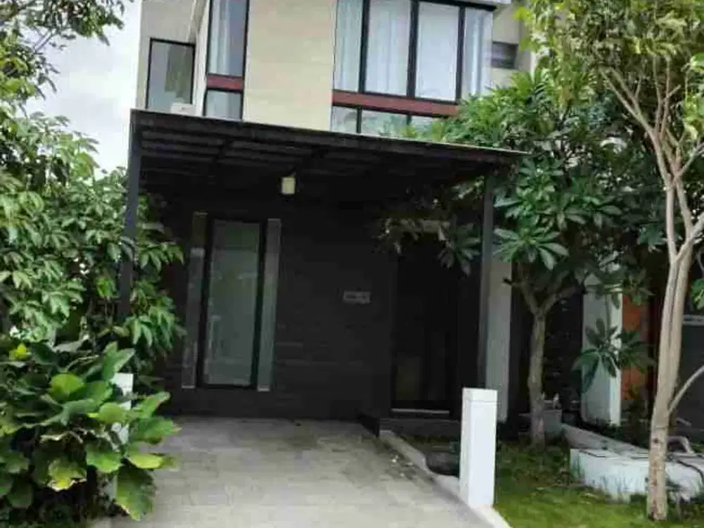 Dijual rumah di nortwest hill Citraland Surabaya barat