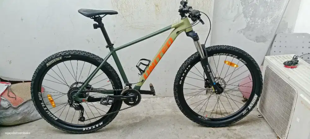Sepeda MTB United Clovis 3.00