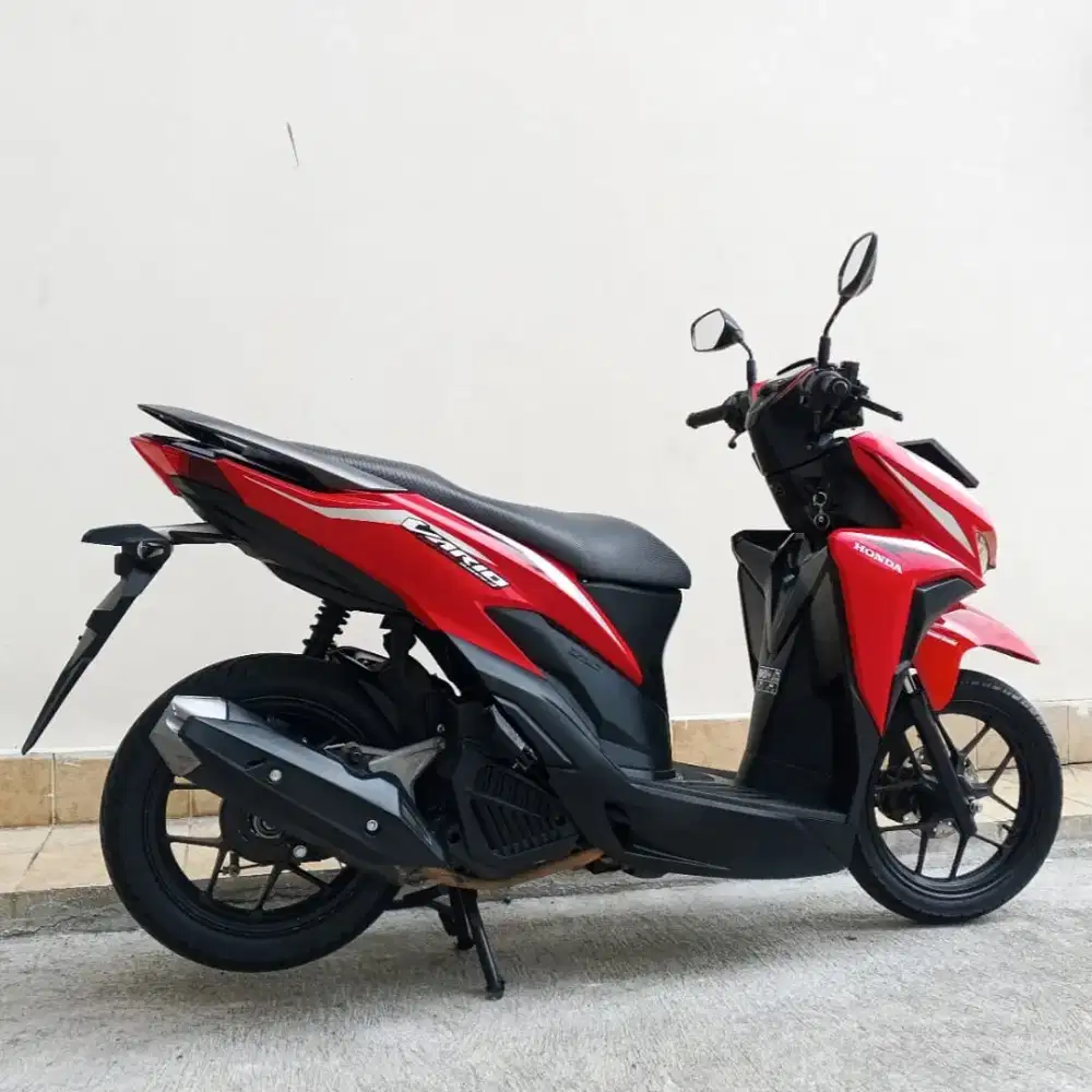 HONDA VARIO 125 CBS ISS LED TAHUN 2918 CASH KREDIT MURAH DP MULAI 500