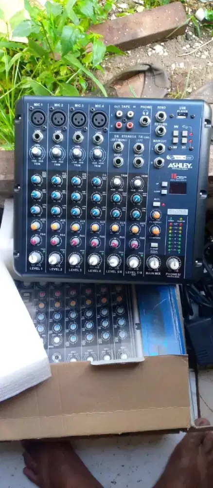 Mixer ashley 8 channel