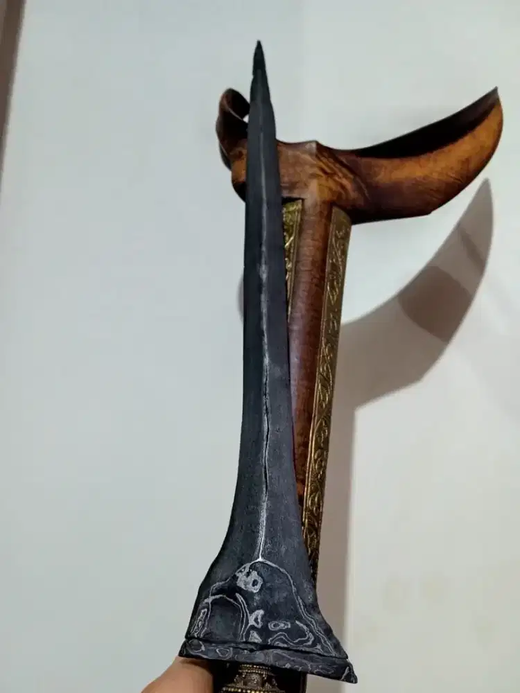 Keris Sepuh Brojol Pamor Lintang Kemukus Tangguh Majapahit Wingit