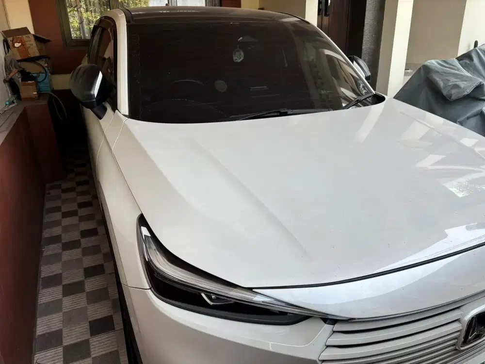 Honda HR-V 2023 Putih Low KM