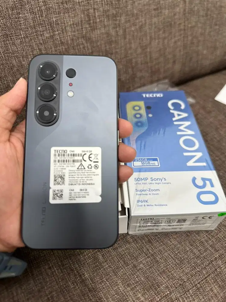 Techno camon 50 8/256gb