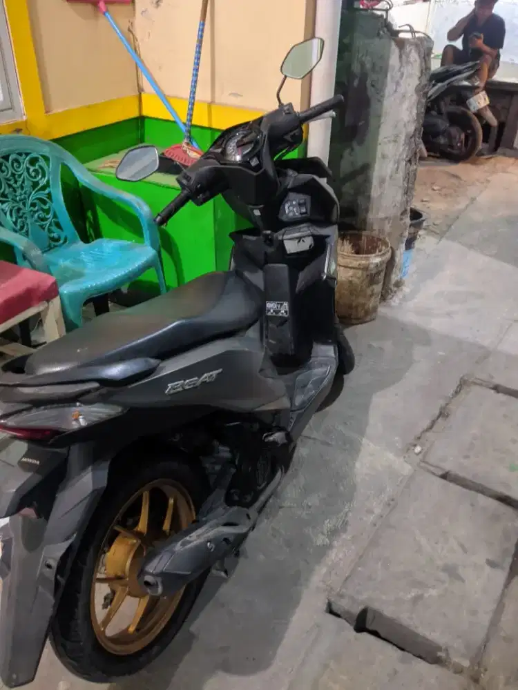 Jual motor Honda Beat deluxe edition 2023