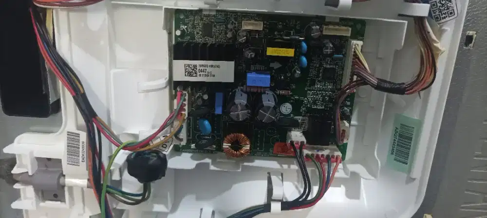 Servis elektronik
