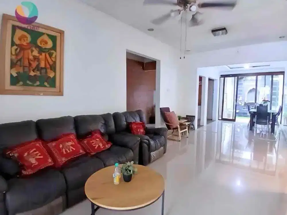 Rumah bagus siap huni (nego) lokasi strategis legenda wisata cibubur