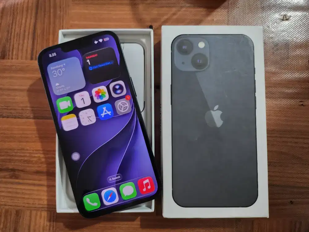 Iphone 13 128gb lengkap murmer normal